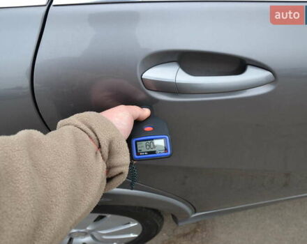 Серый Мерседес Б-класс, объемом двигателя 0 л и пробегом 112 тыс. км за 9999 $, фото 36 на Automoto.ua