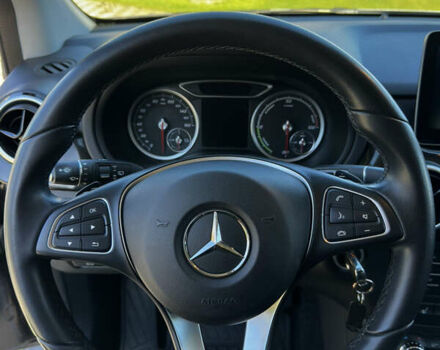 Серый Мерседес Б-класс, объемом двигателя 0 л и пробегом 63 тыс. км за 12900 $, фото 37 на Automoto.ua