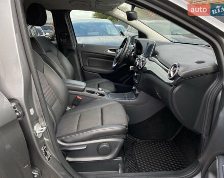 Серый Мерседес Б-класс, объемом двигателя 0 л и пробегом 115 тыс. км за 10999 $, фото 49 на Automoto.ua