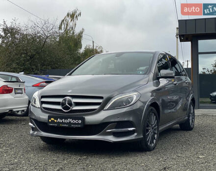 Серый Мерседес Б-класс, объемом двигателя 0 л и пробегом 115 тыс. км за 10999 $, фото 10 на Automoto.ua