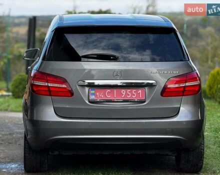 Серый Мерседес Б-класс, объемом двигателя 0 л и пробегом 115 тыс. км за 10250 $, фото 16 на Automoto.ua