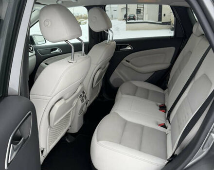 Серый Мерседес Б-класс, объемом двигателя 0 л и пробегом 92 тыс. км за 10800 $, фото 16 на Automoto.ua