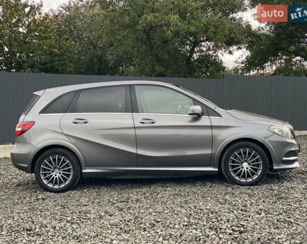 Серый Мерседес Б-класс, объемом двигателя 0 л и пробегом 115 тыс. км за 10999 $, фото 88 на Automoto.ua