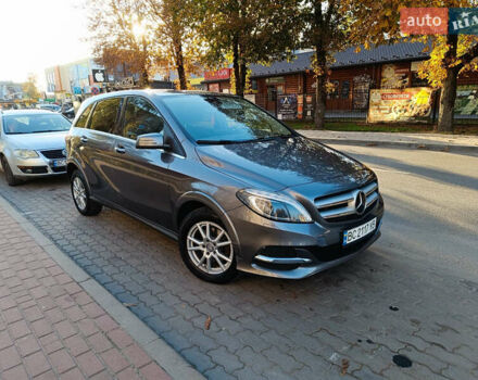 Сірий Мерседес Б-клас, об'ємом двигуна 0 л та пробігом 139 тис. км за 10400 $, фото 28 на Automoto.ua