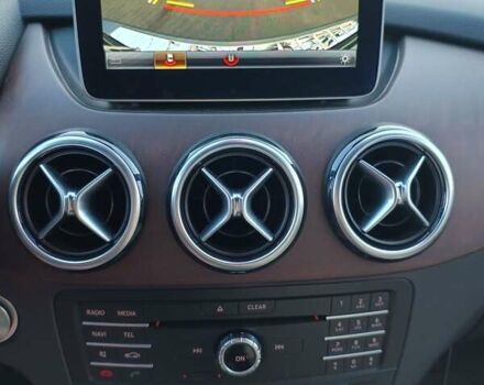 Сірий Мерседес Б-клас, об'ємом двигуна 0 л та пробігом 56 тис. км за 15200 $, фото 5 на Automoto.ua