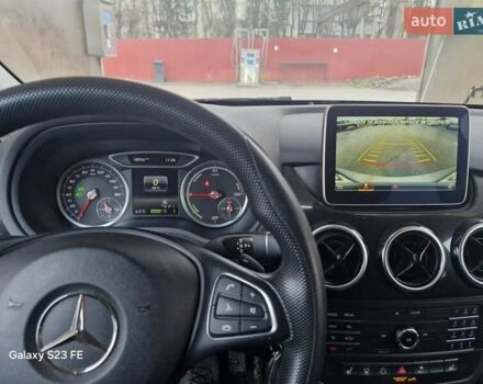 Сірий Мерседес Б-клас, об'ємом двигуна 0 л та пробігом 127 тис. км за 11300 $, фото 10 на Automoto.ua