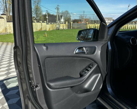 Серый Мерседес Б-класс, объемом двигателя 0 л и пробегом 63 тыс. км за 12900 $, фото 30 на Automoto.ua