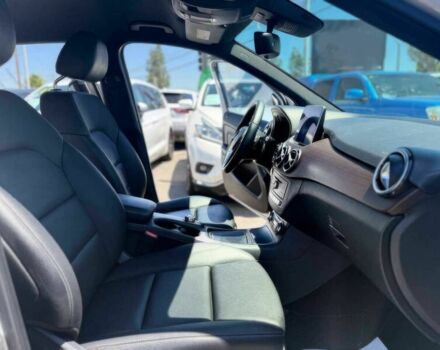 Сірий Мерседес Б-клас, об'ємом двигуна 0 л та пробігом 73 тис. км за 2700 $, фото 5 на Automoto.ua