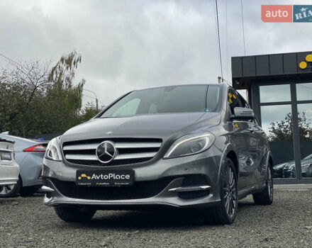 Серый Мерседес Б-класс, объемом двигателя 0 л и пробегом 115 тыс. км за 10999 $, фото 12 на Automoto.ua