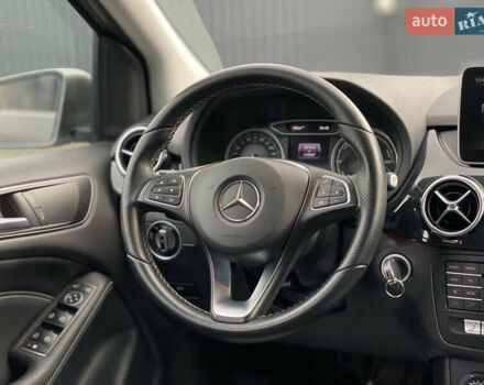 Серый Мерседес Б-класс, объемом двигателя 0 л и пробегом 115 тыс. км за 10999 $, фото 35 на Automoto.ua