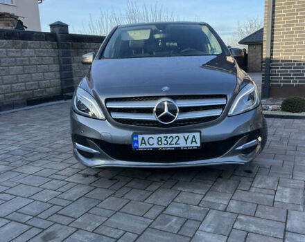 Серый Мерседес Б-класс, объемом двигателя 0 л и пробегом 116 тыс. км за 11700 $, фото 1 на Automoto.ua