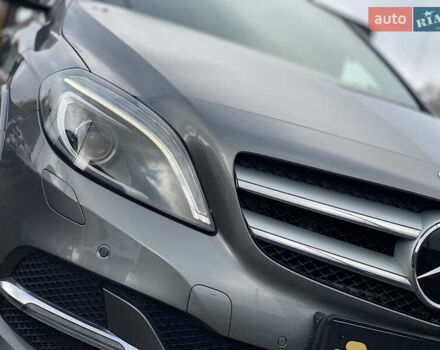 Серый Мерседес Б-класс, объемом двигателя 0 л и пробегом 115 тыс. км за 10999 $, фото 9 на Automoto.ua