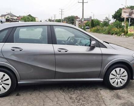 Серый Мерседес Б-класс, объемом двигателя 0 л и пробегом 44 тыс. км за 22000 $, фото 12 на Automoto.ua