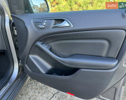 Серый Мерседес Б-класс, объемом двигателя 0 л и пробегом 150 тыс. км за 9850 $, фото 11 на Automoto.ua