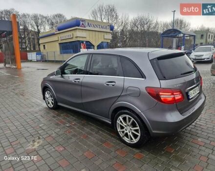 Сірий Мерседес Б-клас, об'ємом двигуна 0 л та пробігом 127 тис. км за 11300 $, фото 5 на Automoto.ua