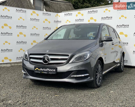 Серый Мерседес Б-класс, объемом двигателя 0 л и пробегом 115 тыс. км за 10999 $, фото 101 на Automoto.ua