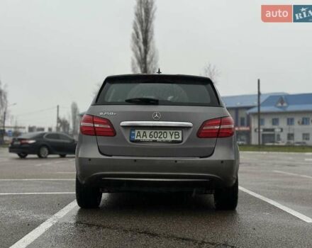 Сірий Мерседес Б-клас, об'ємом двигуна 0 л та пробігом 89 тис. км за 12750 $, фото 4 на Automoto.ua
