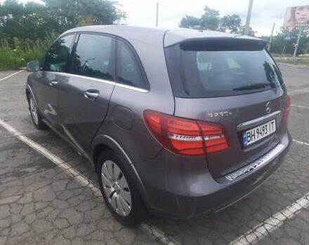 Серый Мерседес Б-класс, объемом двигателя 0 л и пробегом 44 тыс. км за 22000 $, фото 15 на Automoto.ua