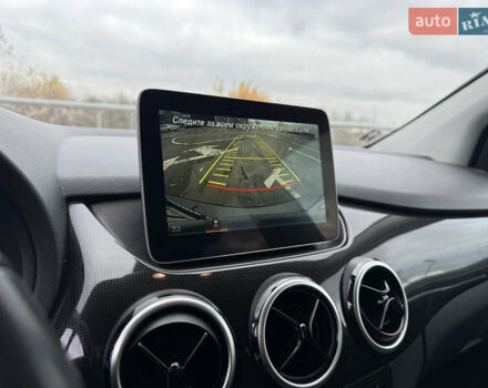 Сірий Мерседес Б-клас, об'ємом двигуна 0 л та пробігом 63 тис. км за 12900 $, фото 18 на Automoto.ua