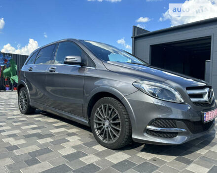 Серый Мерседес Б-класс, объемом двигателя 0 л и пробегом 100 тыс. км за 11275 $, фото 3 на Automoto.ua