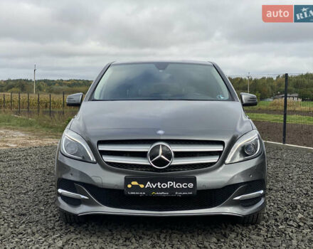 Серый Мерседес Б-класс, объемом двигателя 0 л и пробегом 115 тыс. км за 10999 $, фото 80 на Automoto.ua