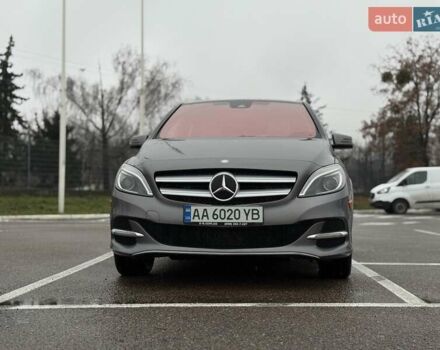 Сірий Мерседес Б-клас, об'ємом двигуна 0 л та пробігом 89 тис. км за 12750 $, фото 1 на Automoto.ua