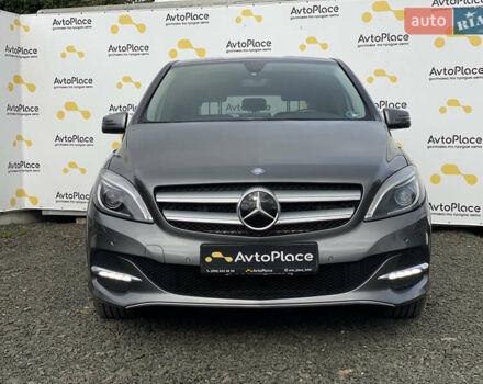 Серый Мерседес Б-класс, объемом двигателя 0 л и пробегом 115 тыс. км за 10999 $, фото 104 на Automoto.ua