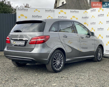 Серый Мерседес Б-класс, объемом двигателя 0 л и пробегом 115 тыс. км за 10999 $, фото 100 на Automoto.ua