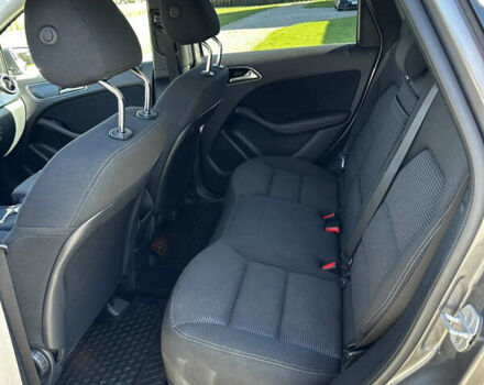 Серый Мерседес Б-класс, объемом двигателя 0 л и пробегом 63 тыс. км за 12900 $, фото 42 на Automoto.ua