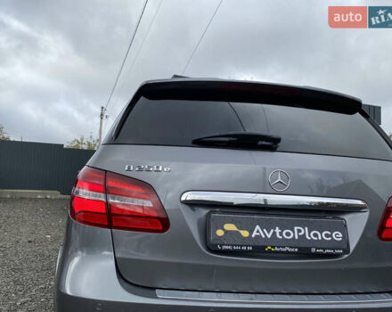 Серый Мерседес Б-класс, объемом двигателя 0 л и пробегом 115 тыс. км за 10999 $, фото 27 на Automoto.ua