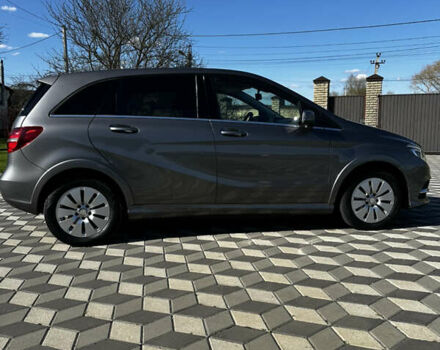 Серый Мерседес Б-класс, объемом двигателя 0 л и пробегом 63 тыс. км за 12900 $, фото 15 на Automoto.ua