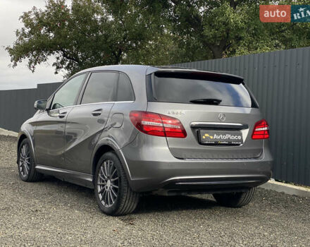 Серый Мерседес Б-класс, объемом двигателя 0 л и пробегом 115 тыс. км за 10999 $, фото 67 на Automoto.ua