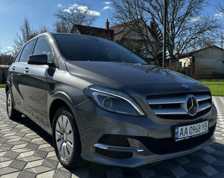 Серый Мерседес Б-класс, объемом двигателя 0 л и пробегом 63 тыс. км за 12900 $, фото 19 на Automoto.ua