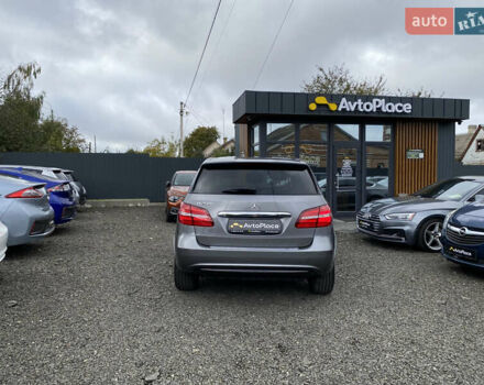 Серый Мерседес Б-класс, объемом двигателя 0 л и пробегом 115 тыс. км за 10999 $, фото 29 на Automoto.ua