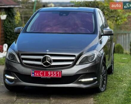 Серый Мерседес Б-класс, объемом двигателя 0 л и пробегом 115 тыс. км за 10250 $, фото 1 на Automoto.ua