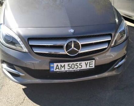 Сірий Мерседес Б-клас, об'ємом двигуна 0 л та пробігом 136 тис. км за 12800 $, фото 1 на Automoto.ua