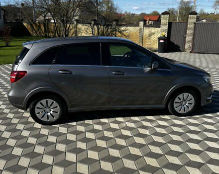 Серый Мерседес Б-класс, объемом двигателя 0 л и пробегом 63 тыс. км за 12900 $, фото 14 на Automoto.ua