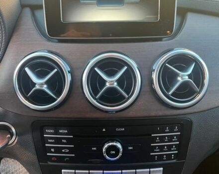 Серый Мерседес Б-класс, объемом двигателя 0 л и пробегом 114 тыс. км за 10600 $, фото 26 на Automoto.ua