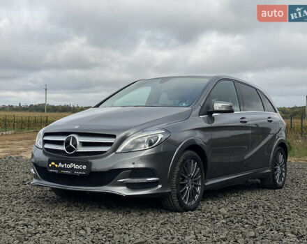 Серый Мерседес Б-класс, объемом двигателя 0 л и пробегом 115 тыс. км за 10999 $, фото 78 на Automoto.ua