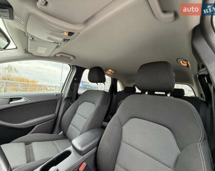 Сірий Мерседес Б-клас, об'ємом двигуна 0 л та пробігом 63 тис. км за 12900 $, фото 13 на Automoto.ua