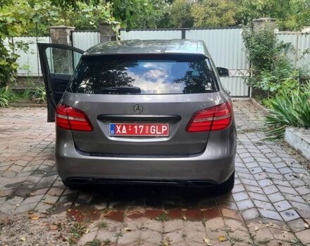 Сірий Мерседес Б-клас, об'ємом двигуна 0 л та пробігом 230 тис. км за 13950 $, фото 24 на Automoto.ua