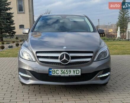 Сірий Мерседес Б-клас, об'ємом двигуна 0 л та пробігом 142 тис. км за 8999 $, фото 38 на Automoto.ua