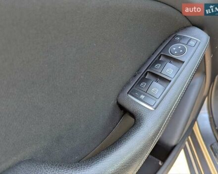 Серый Мерседес Б-класс, объемом двигателя 0 л и пробегом 143 тыс. км за 8999 $, фото 50 на Automoto.ua