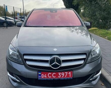 Сірий Мерседес Б-клас, об'ємом двигуна 0 л та пробігом 160 тис. км за 10700 $, фото 1 на Automoto.ua