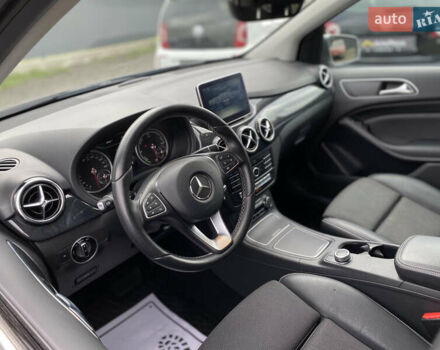 Серый Мерседес Б-класс, объемом двигателя 0 л и пробегом 115 тыс. км за 10999 $, фото 36 на Automoto.ua