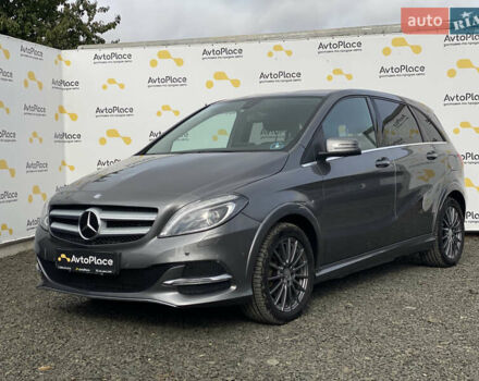 Серый Мерседес Б-класс, объемом двигателя 0 л и пробегом 115 тыс. км за 10999 $, фото 105 на Automoto.ua