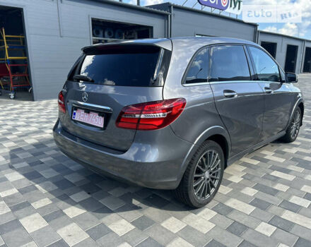 Серый Мерседес Б-класс, объемом двигателя 0 л и пробегом 100 тыс. км за 11275 $, фото 5 на Automoto.ua