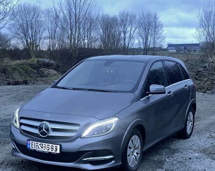 Сірий Мерседес Б-клас, об'ємом двигуна 0 л та пробігом 116 тис. км за 8999 $, фото 48 на Automoto.ua