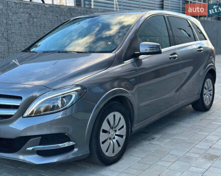 Сірий Мерседес Б-клас, об'ємом двигуна 0 л та пробігом 93 тис. км за 9700 $, фото 9 на Automoto.ua