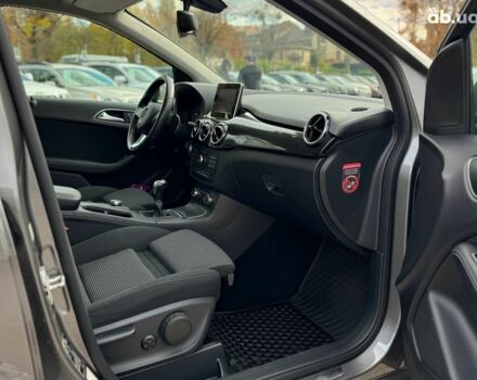 Серый Мерседес Б-класс, объемом двигателя 2 л и пробегом 149 тыс. км за 14480 $, фото 44 на Automoto.ua